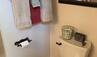 11 College Hill Rd 5A, Warwick, RI 02886