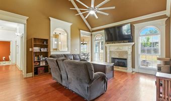 44 Shadow Creek Cir, Austin, AR 72007