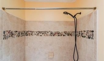1046 SUMMER HILL Ct NW, Acworth, GA 30102