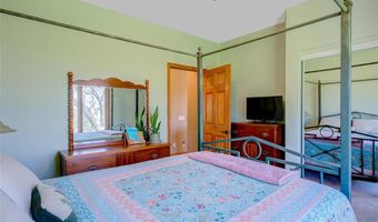208 Augusta Village Pl, Augusta, MO 63332