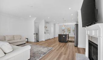 7449 ROCKY CREEK Ter, Annandale, VA 22003