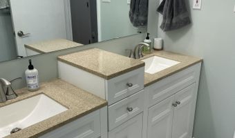 947 N Linden Dr, Alcoa, TN 37701