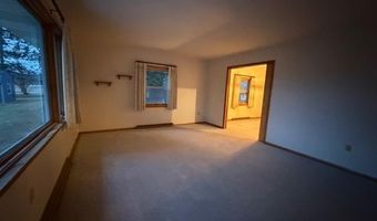 17 Ash Blvd, Babbitt, MN 55706