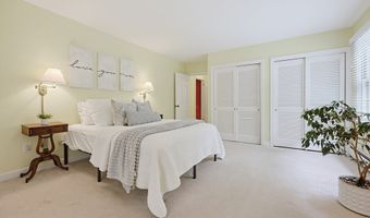 32 Thayer Farm Rd, Attleboro, MA 02703