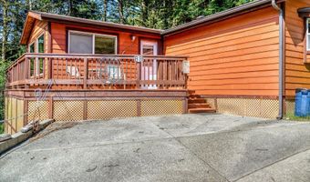 19921 WHALESHEAD Rd B8, Brookings, OR 97415