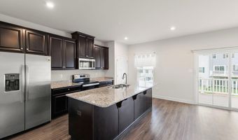 105 BAYHILL Ter, Lake Frederick, VA 22630