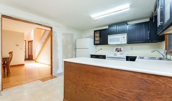 57 Milk St, Blackstone, MA 01504