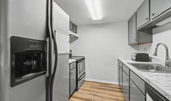 678 NEWBRIDGE Ct 4, Arnold, MD 21012