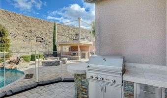 2124 Pont National Dr, Henderson, NV 89044