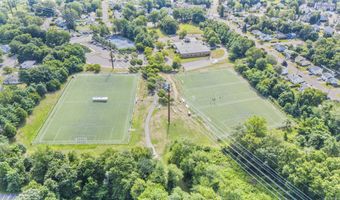37 Tarinelli Cir, Bridgeport, CT 06606