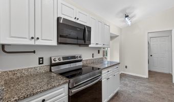 1008 ROYAL OAKS Dr, Apopka, FL 32703