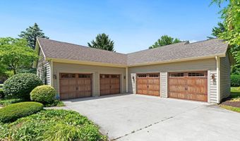 1102 Cabriolet Blvd, Auburn, IN 46706