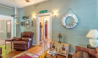 100 14th St, Apalachicola, FL 32320