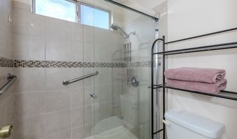 8437 E Amberwood St, Anaheim, CA 92808