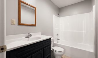 100 Chestnut Dr, Barbourville, KY 40906