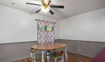1626 Porter Ave, Aurora, MO 65605