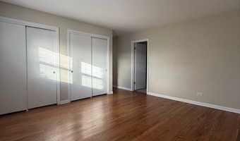527 W Eastman St 1C, Arlington Heights, IL 60005