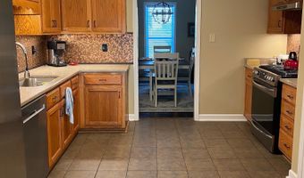 107 FARMER Trl, Atoka, TN 38004