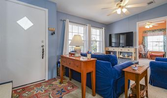 818 Thrush Cir, Barefoot Bay, FL 32976