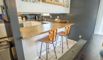 838 Indian Trl, Ash Flat, AR 72513