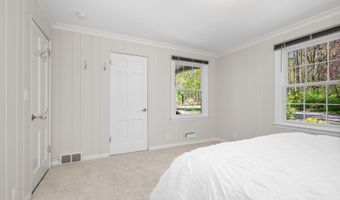 266 Pettis Ave NE, Ada, MI 49301