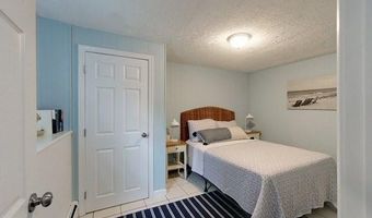 46 Allston Ave, Middletown, RI 02842