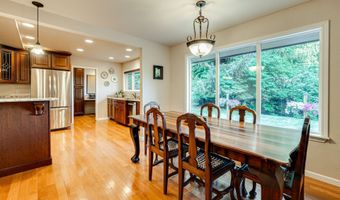 407 N DUBOIS Rd, Ariel, WA 98603