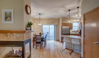 30 S Gardens Way, Fitchburg, WI 53711