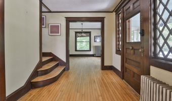 108 Ponemah Rd, Amherst, NH 03031