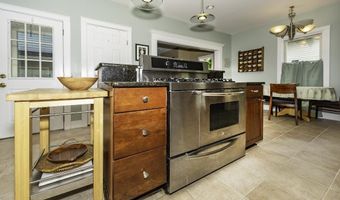 1212 Wells St, Ann Arbor, MI 48104