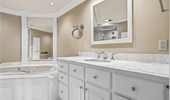 483 Concord Downs Ln, Aurora, OH 44202