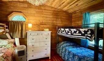 25 Hillbilly Hollar Rd, Bedford, IN 47421