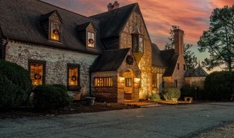1670 Church St, Appomattox, VA 24522