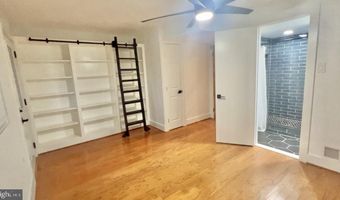 4816 DODSON Dr, Annandale, VA 22003