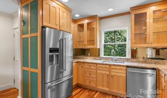 109 Zander Way, Asheville, NC 28805