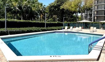 3301 N Country Club Dr 309, Aventura, FL 33180