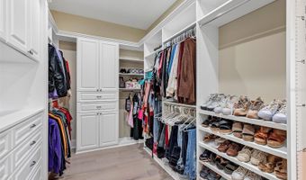 2616 N WESTMORELAND Dr, Orlando, FL 32804