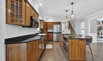 33 Taywood Rd, Auburn, ME 04210