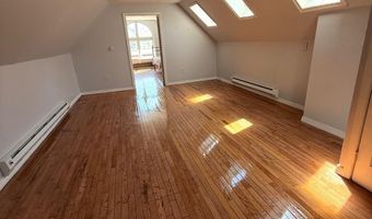 173 W 33RD St, Bayonne, NJ 07002