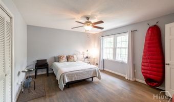 140 Rollingwood Dr, Athens, GA 30605