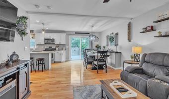 58 Benefit St, Warwick, RI 02886
