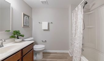 9723 Crayford Rd 1B, Affton, MO 63123