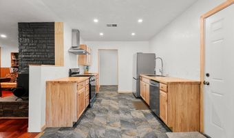 3371 Bardick Rd, Anderson, CA 96007