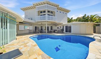 435 N Kalaheo Ave, Kailua, HI 96734