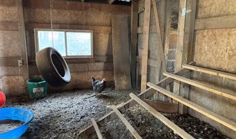 1320 Lake Dr, Ashland, OH 44805