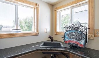 2585 Hillam Ave, Ammon, ID 83406