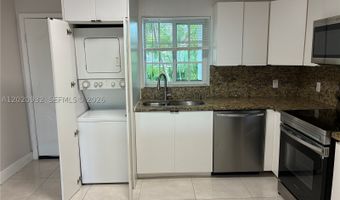 1135 92nd St 102, Bay Harbor Islands, FL 33154