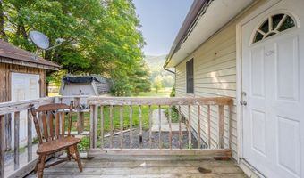 130 Plum Ln, Bastian, VA 24314