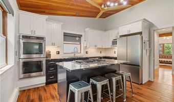 5 Buoy St, Jamestown, RI 02835