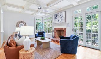 4831 26TH St N, Arlington, VA 22207